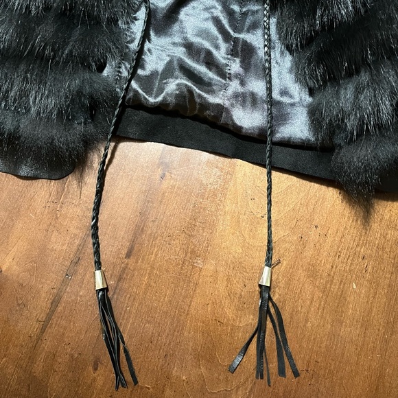 Rabbit Fur Vest - Picture 7 of 7